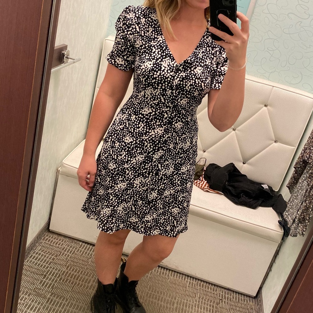 Summer dress with pockets